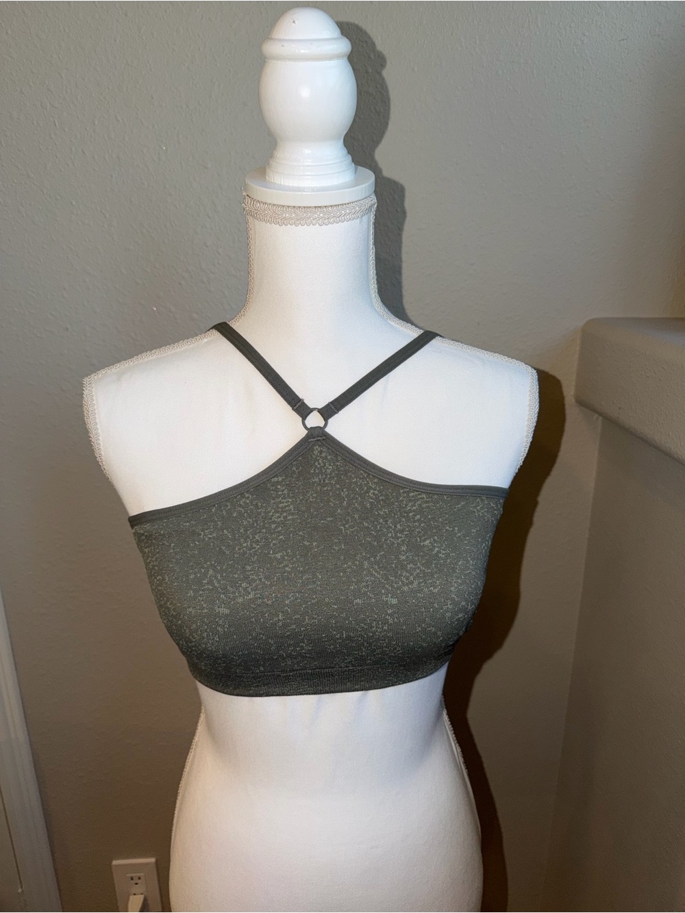 Gymshark Seamless Strappy Sports Bra Olive Green Size M